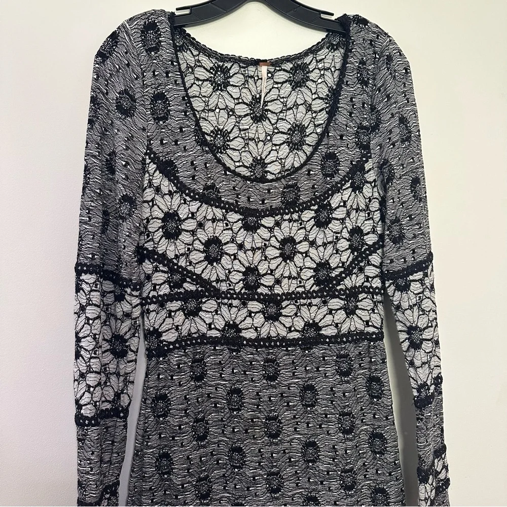 Free People Botanical Forest Knit Lace Long-Sleeve Bodycon Dress Size Medium‎ M